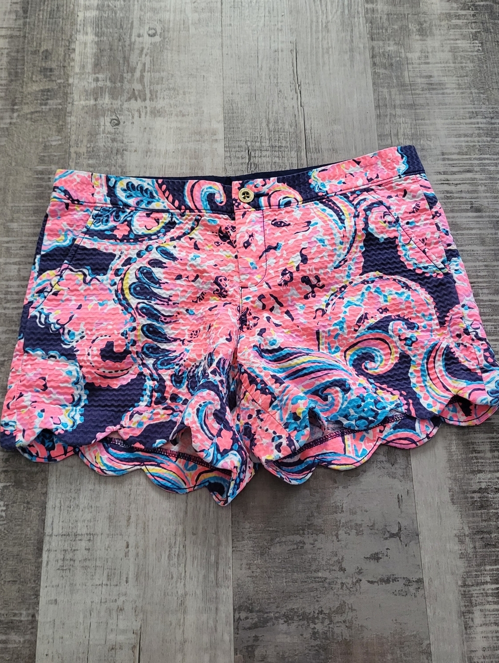 Lilly Pulitzer Buttercup Scalloped Stretch Shorts Size 6 Cotton Beach Colorful